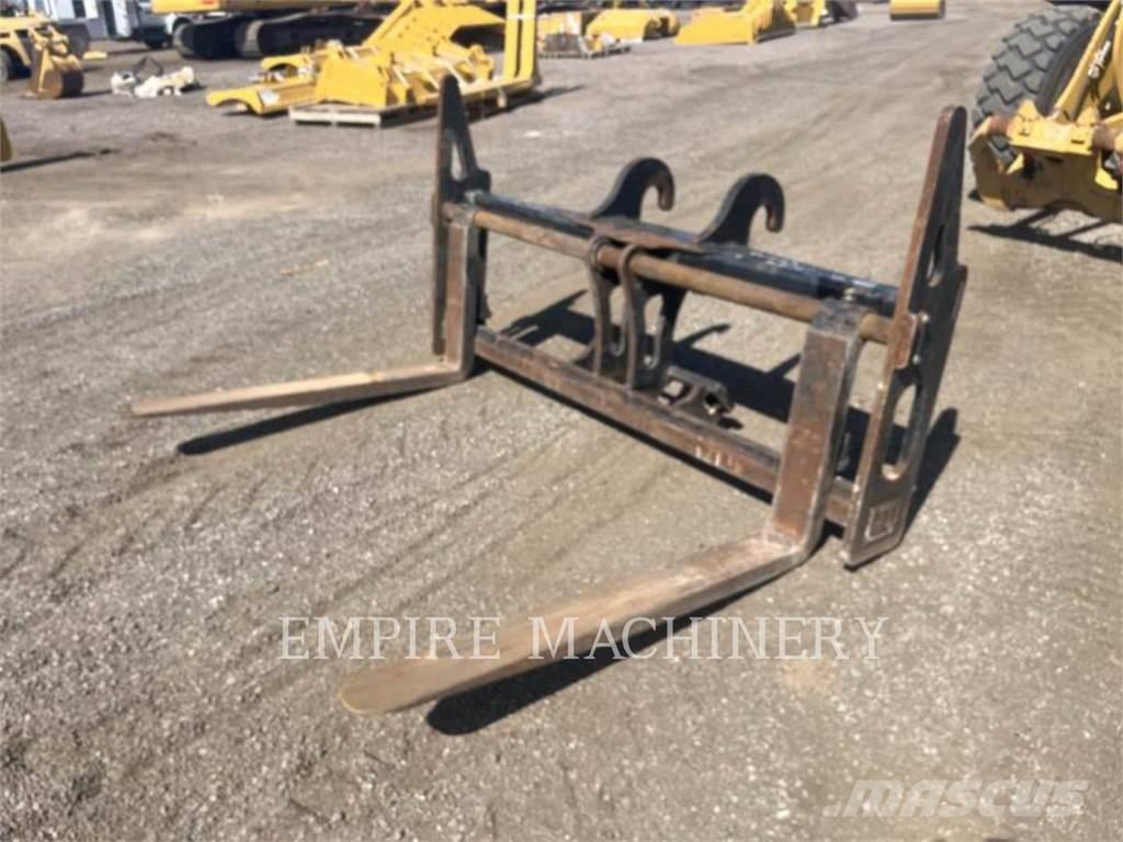 CAT 938M FC FK Gabeln