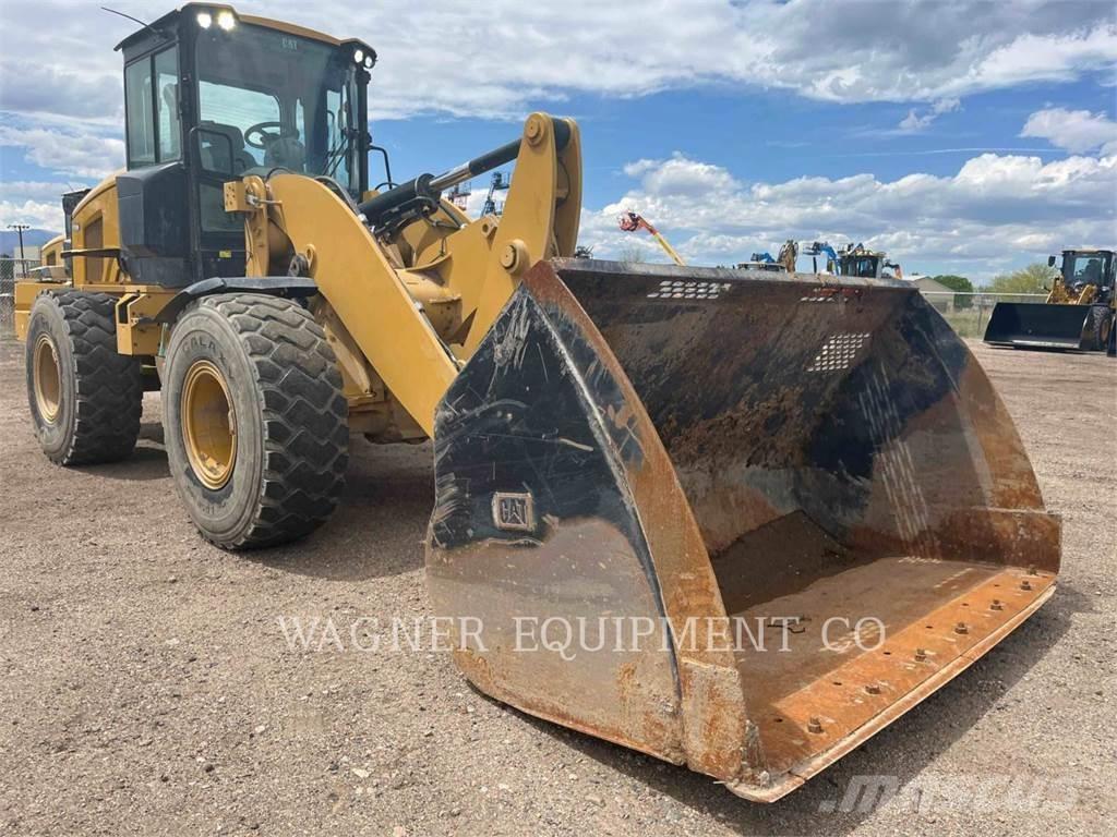 CAT 938M HL Radlader