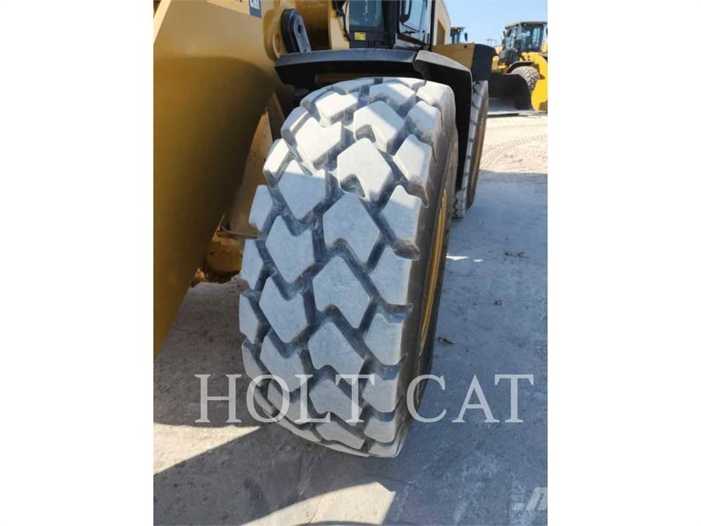 CAT 938M QC Radlader