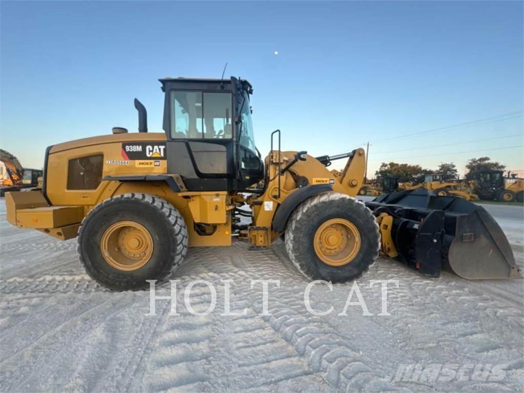 CAT 938M QC Radlader