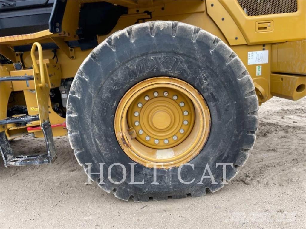 CAT 938M QC Radlader