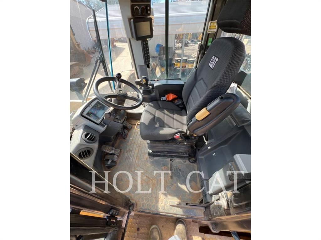 CAT 950M QC Radlader