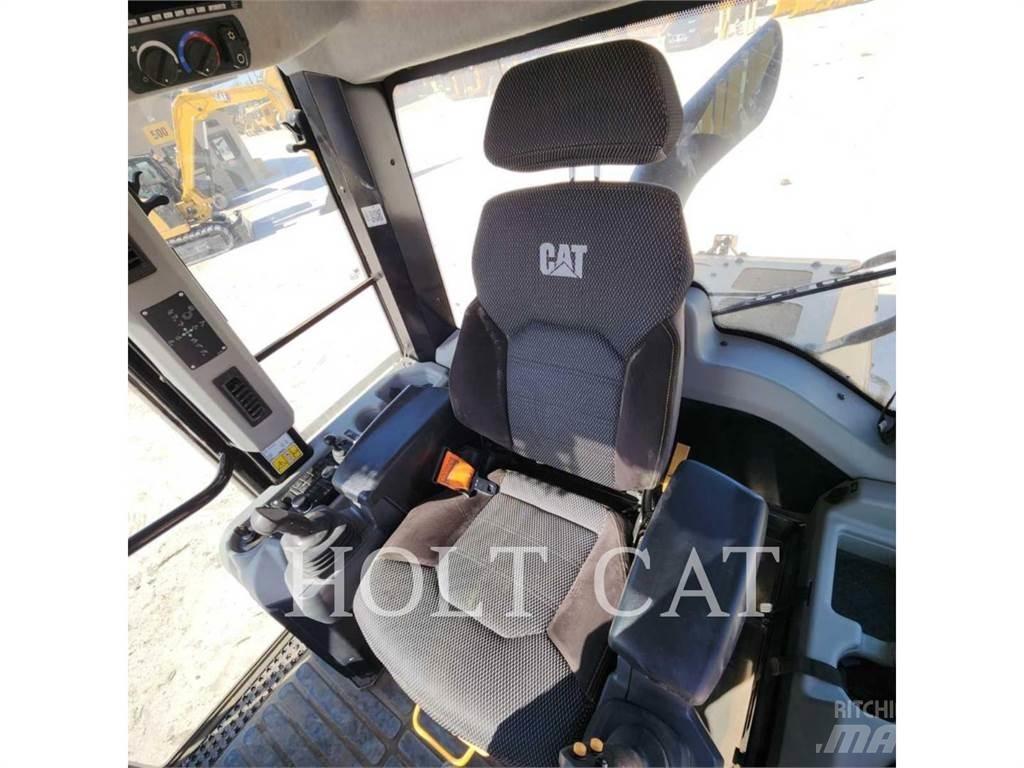 CAT 963 Laderaupen