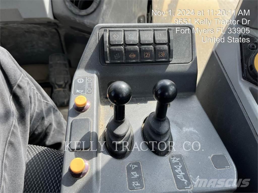 CAT 966 Radlader