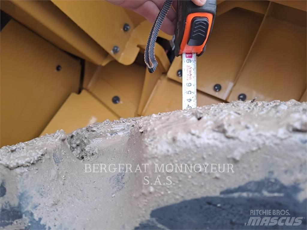 CAT 966 Radlader