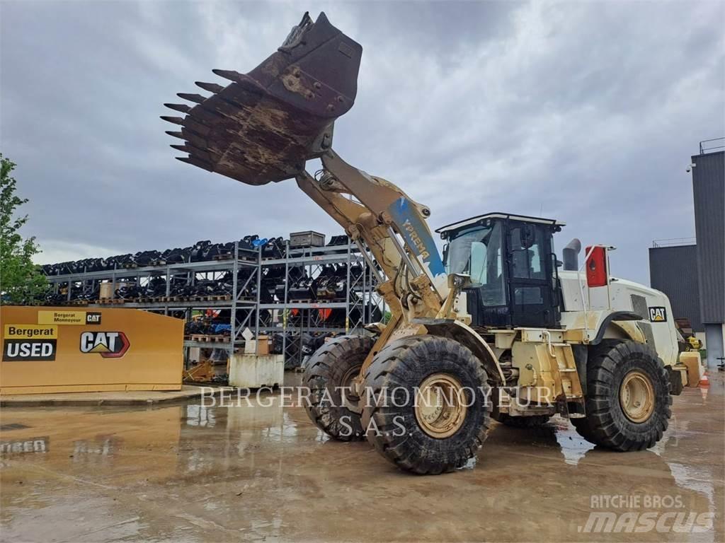 CAT 966M Radlader