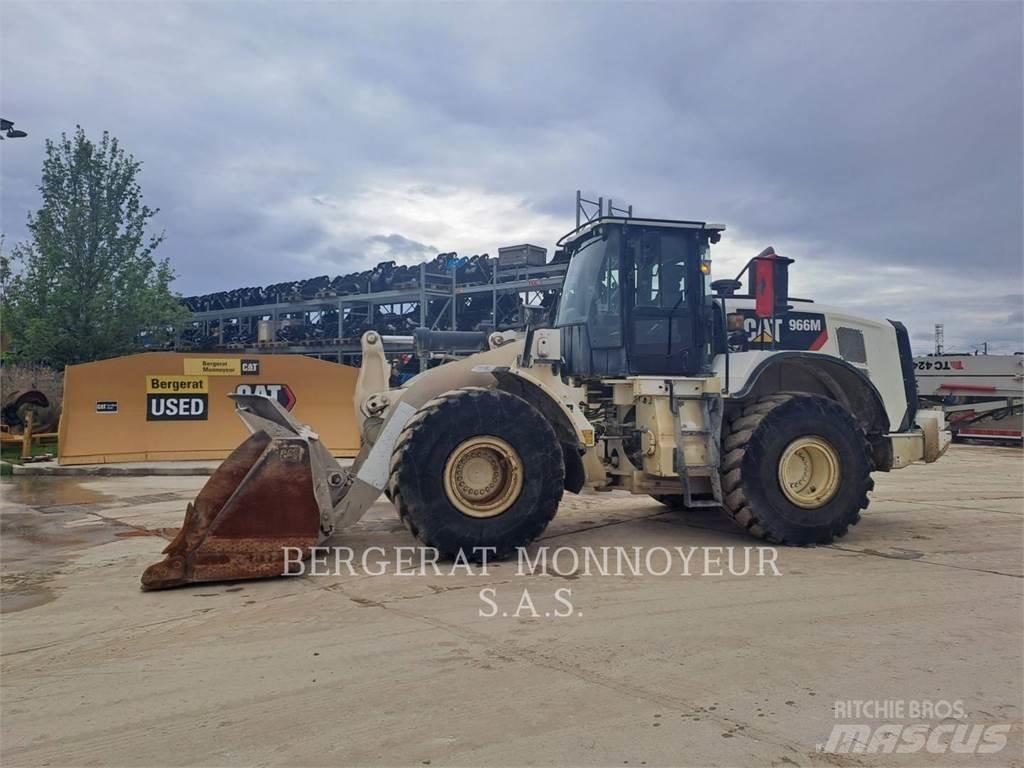 CAT 966M Radlader