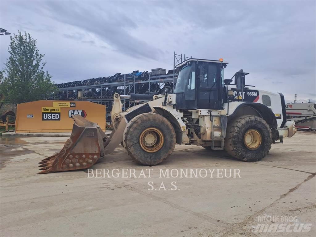 CAT 966M Radlader