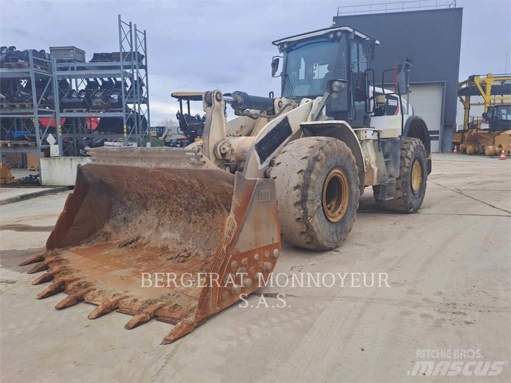 CAT 966M Radlader