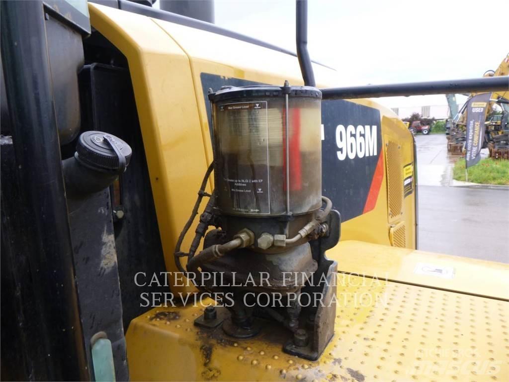 CAT 966M Radlader