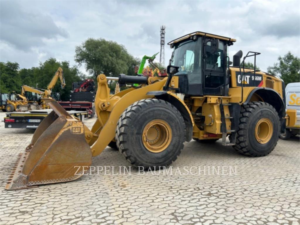 CAT 966M Radlader