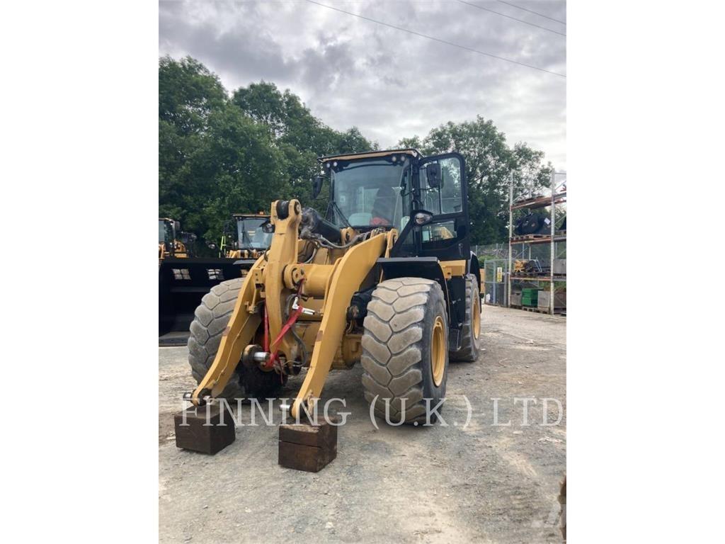 CAT 966M Radlader