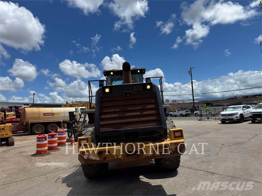 CAT 966M Radlader