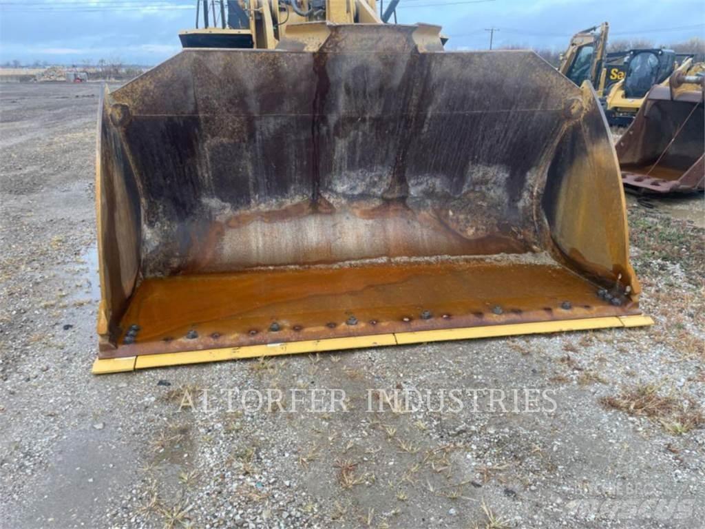 CAT 972M Radlader