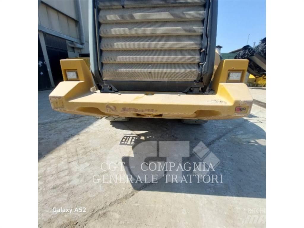 CAT 972M Radlader