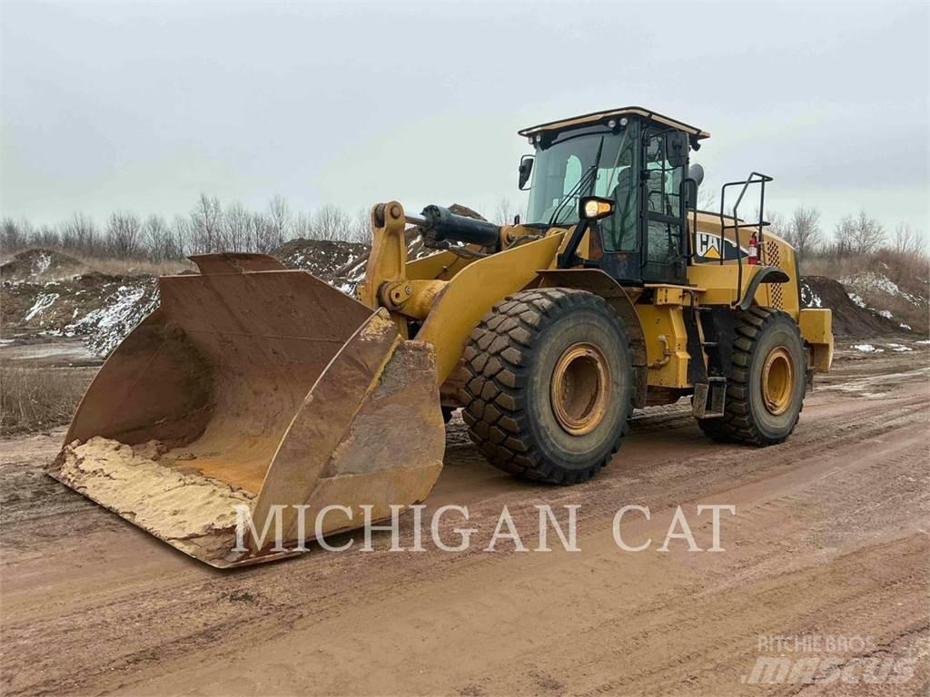 CAT 972M Radlader