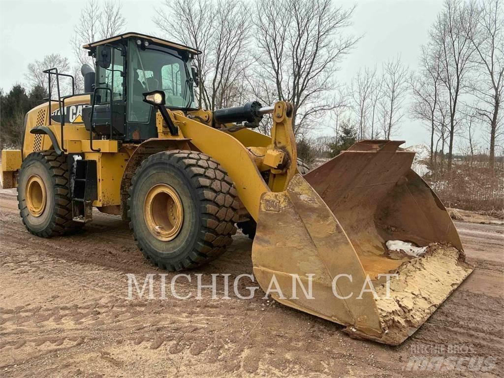CAT 972M Radlader