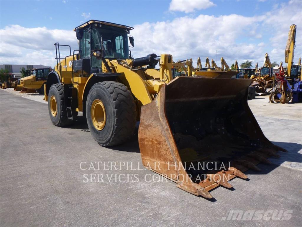 CAT 972M Radlader