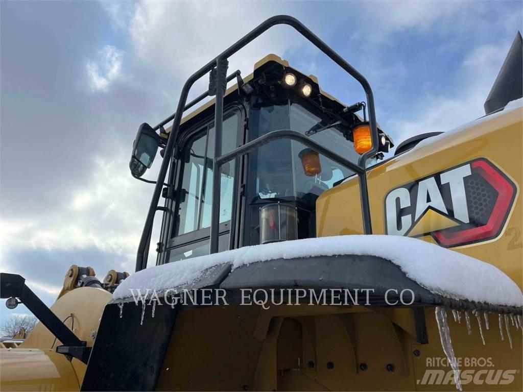 CAT 982 Radlader