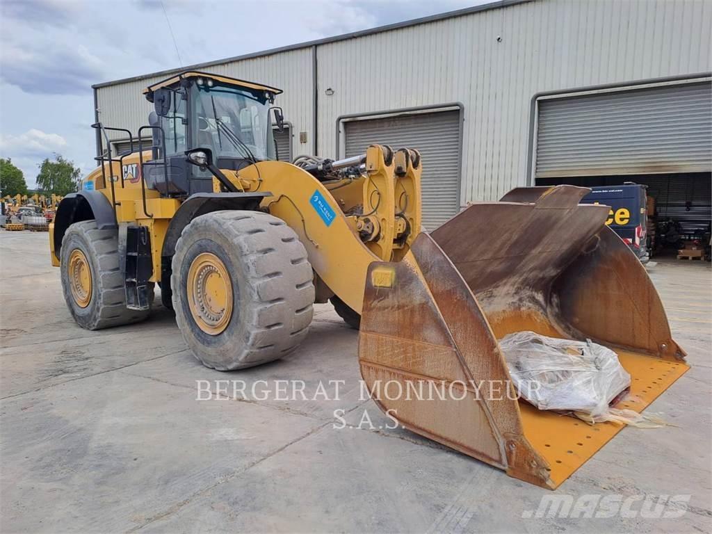 CAT 982M Radlader