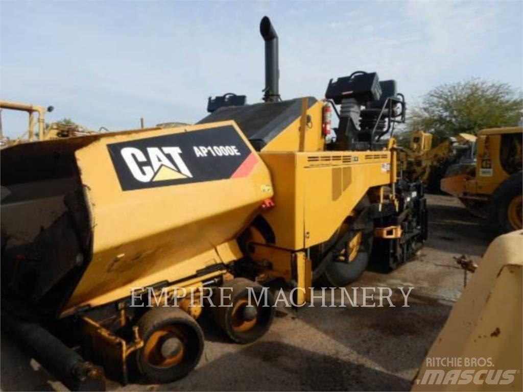 CAT AP1000E Strassenfertiger