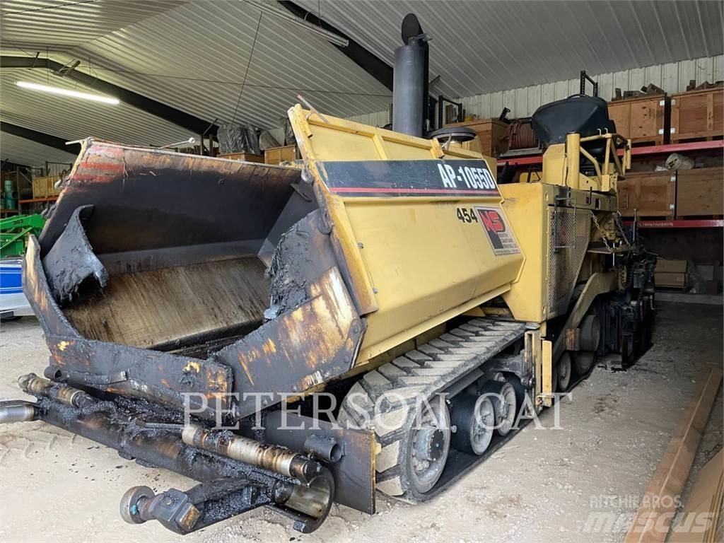 CAT AP1055D Strassenfertiger