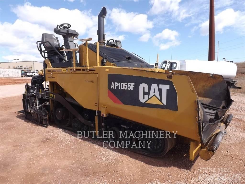 CAT AP1055F Strassenfertiger