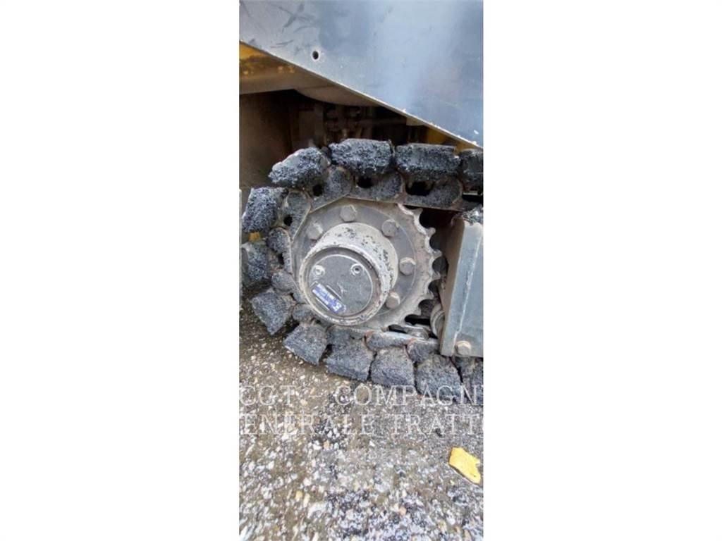 CAT AP255E Strassenfertiger