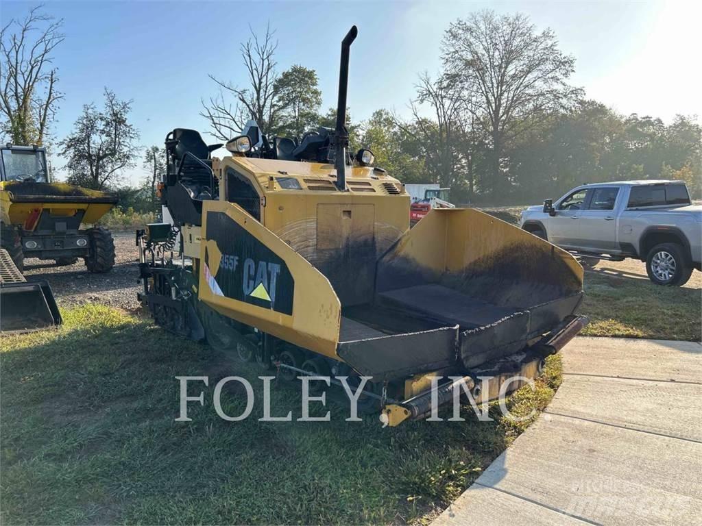 CAT AP355F Strassenfertiger