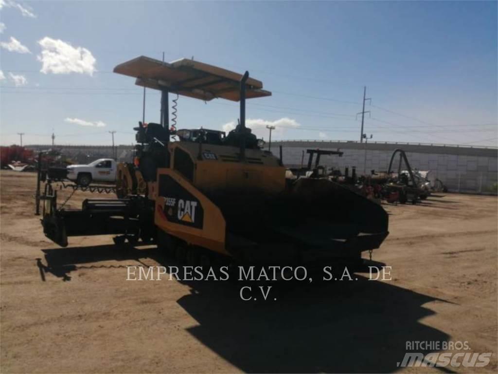CAT AP355FLRC Strassenfertiger