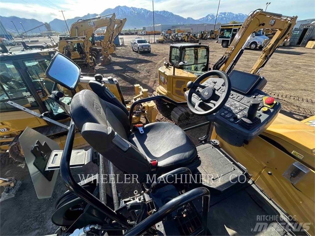 CAT AP555 Strassenfertiger