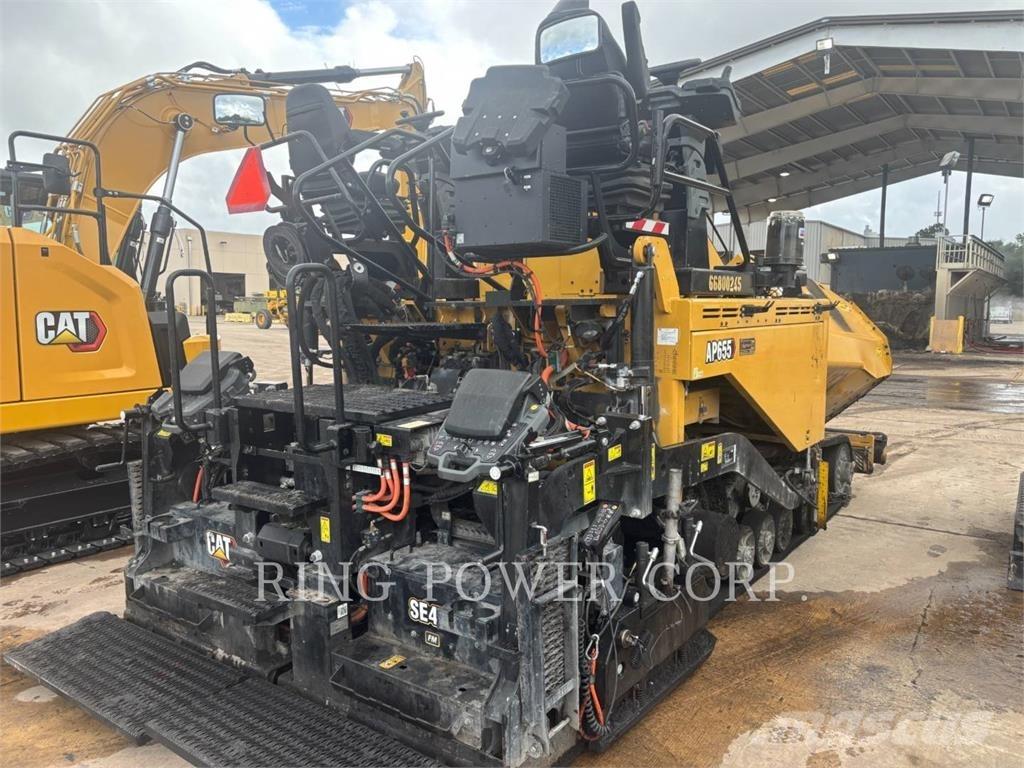CAT AP655 Asphalt-Recycler