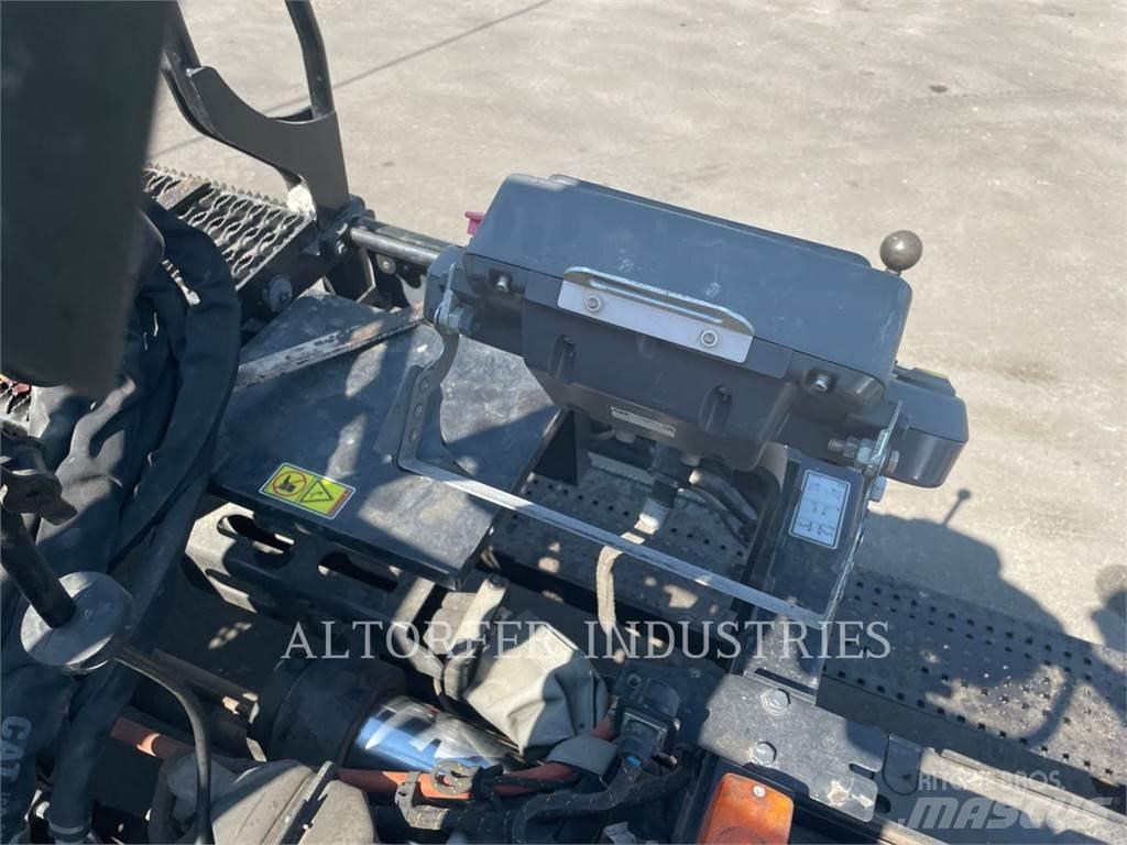 CAT AP655F Strassenfertiger