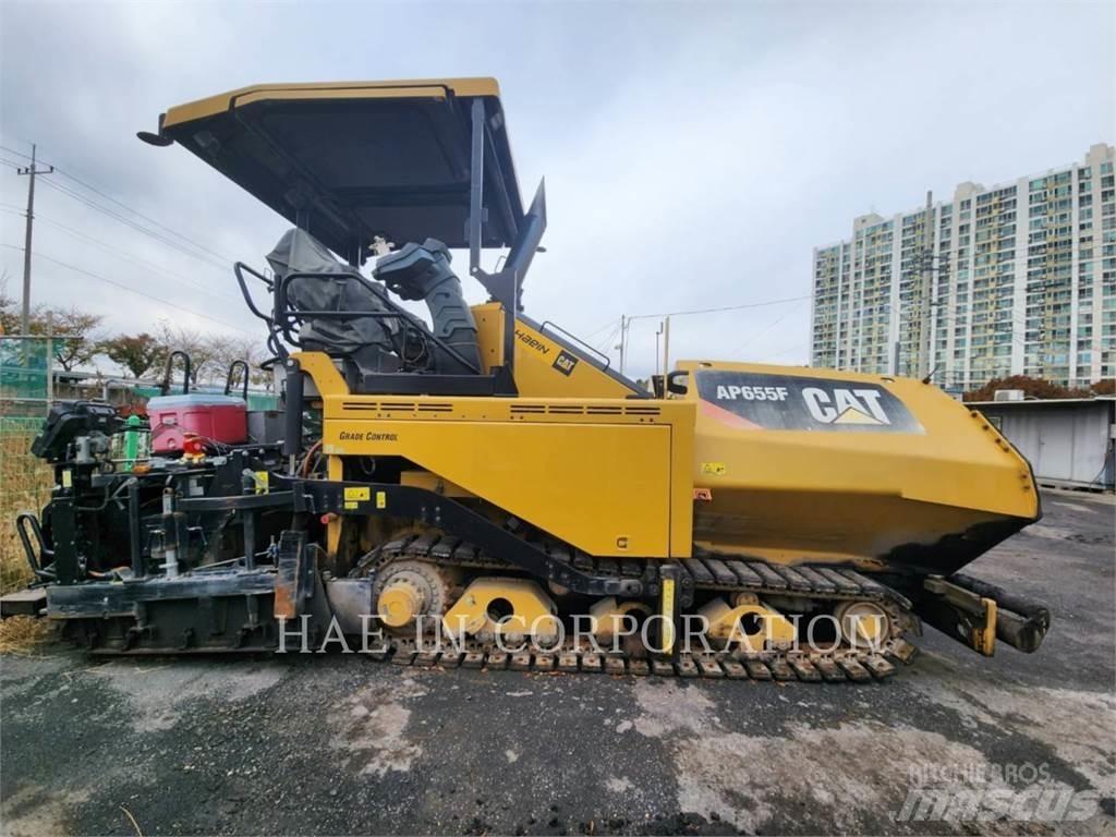 CAT AP655F Strassenfertiger