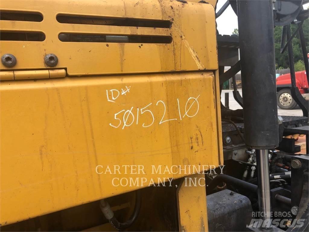 CAT AP655F Strassenfertiger