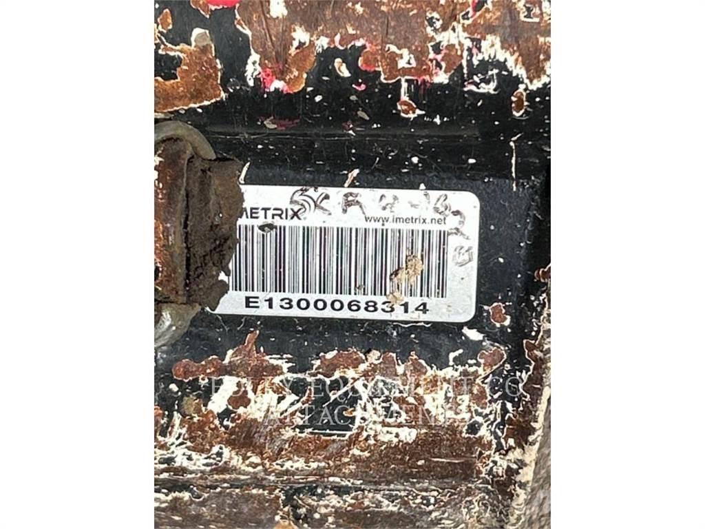 CAT BK300P15 Raupenbagger