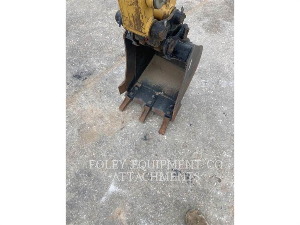 CAT BK302P18 Raupenbagger