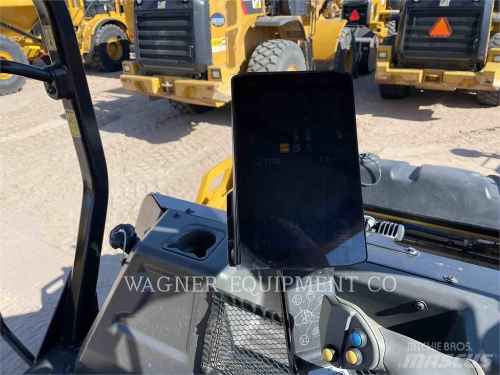 CAT CB10 Erdbauwalzen