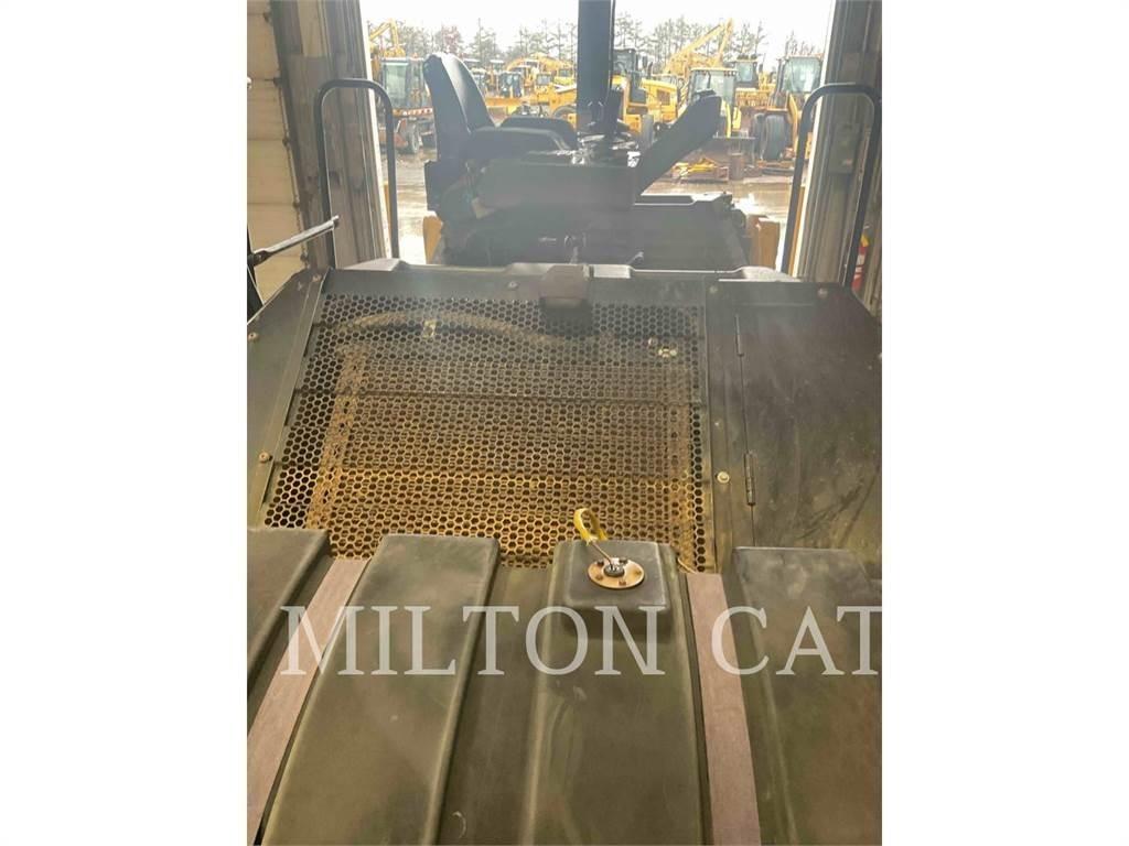 CAT CB10 Erdbauwalzen