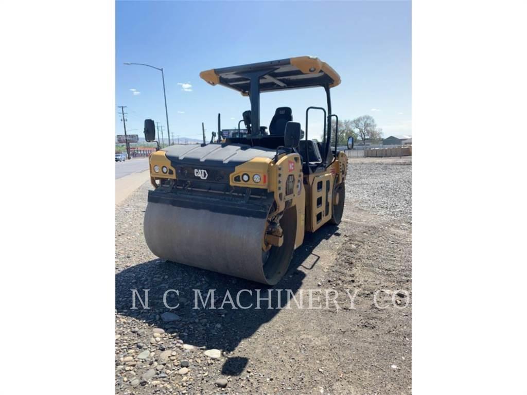 CAT CB10 Strassenfertiger