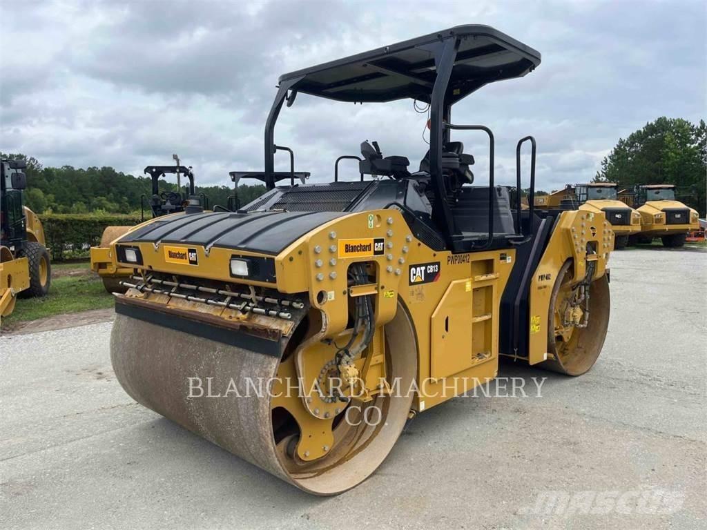 CAT CB13 Tandemwalzen