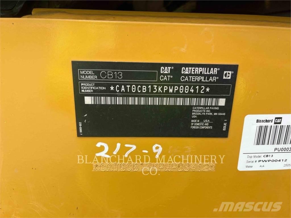 CAT CB13 Tandemwalzen