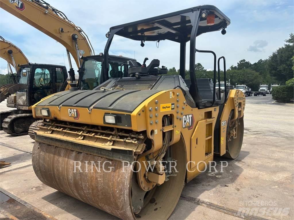 CAT CB13 OSC Tandemwalzen