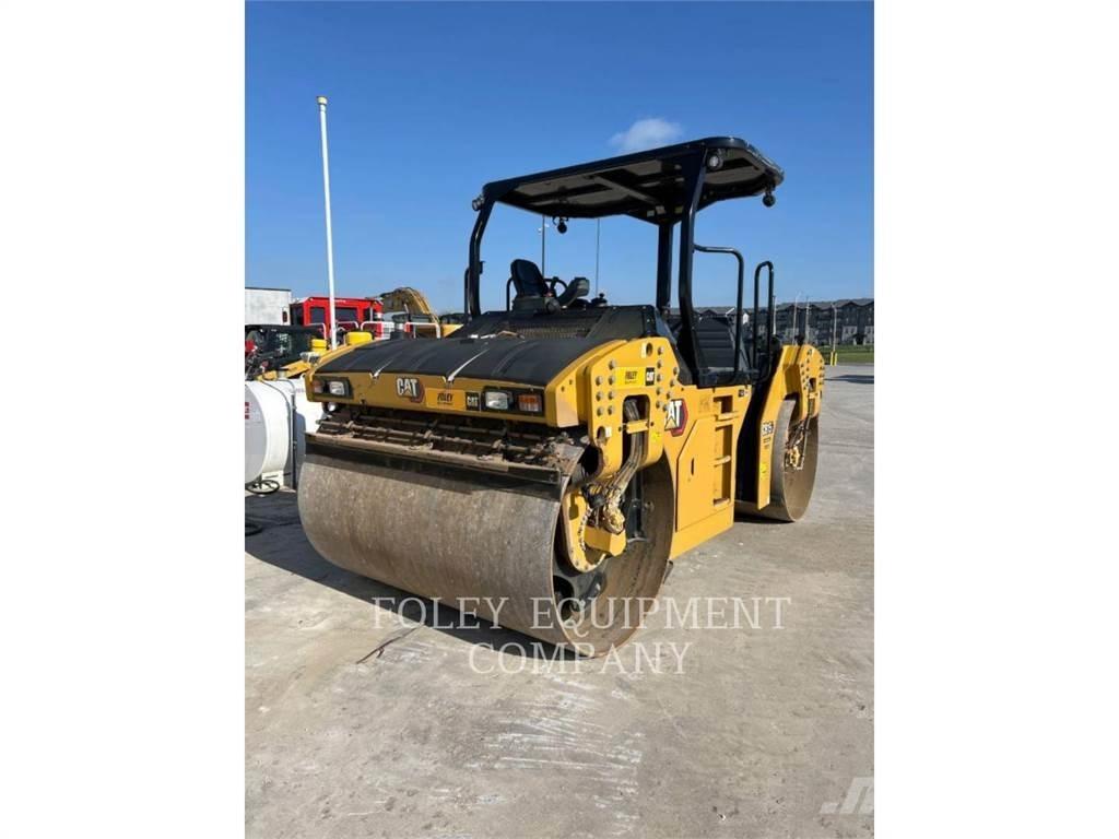 CAT CB15 Erdbauwalzen