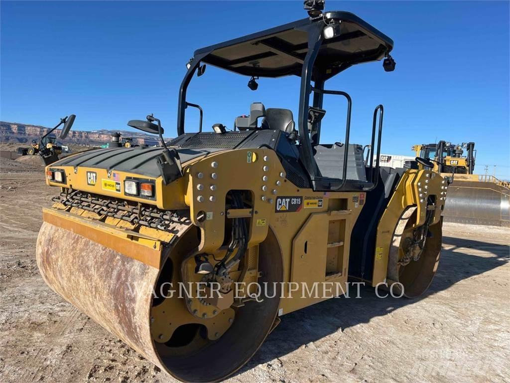CAT CB15 Erdbauwalzen