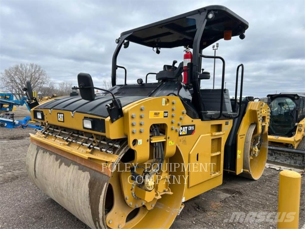 CAT CB15-01 Erdbauwalzen