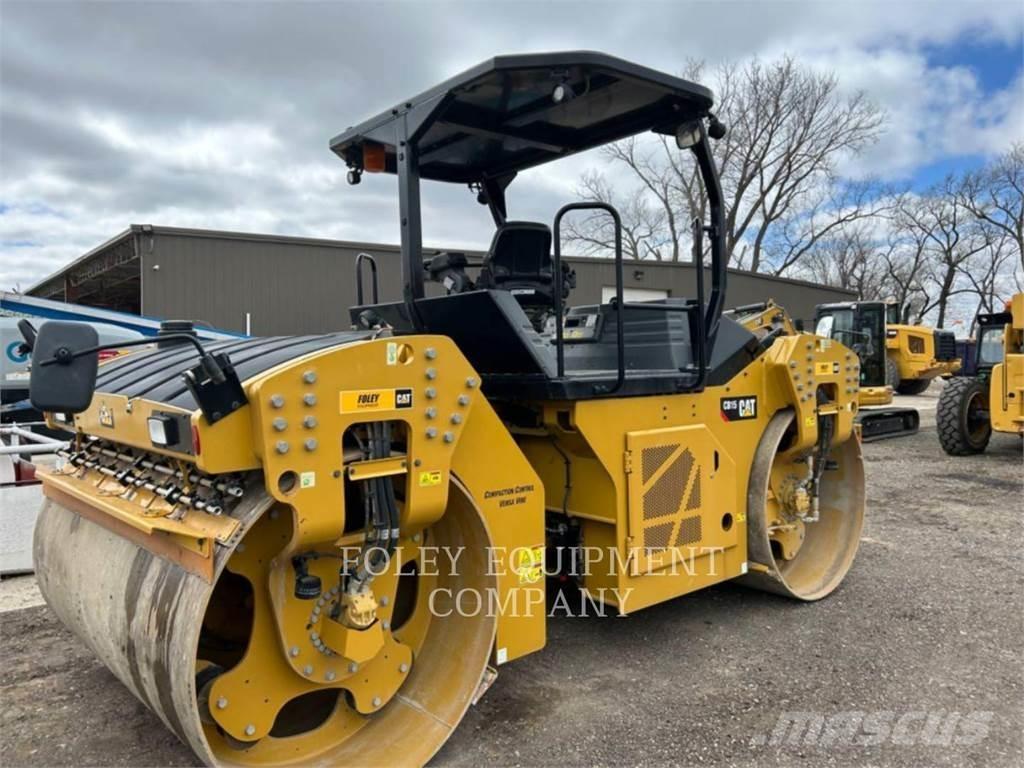 CAT CB15-01 Erdbauwalzen