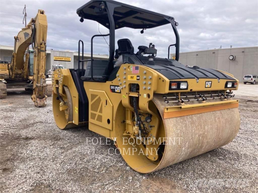 CAT CB15-01 Erdbauwalzen