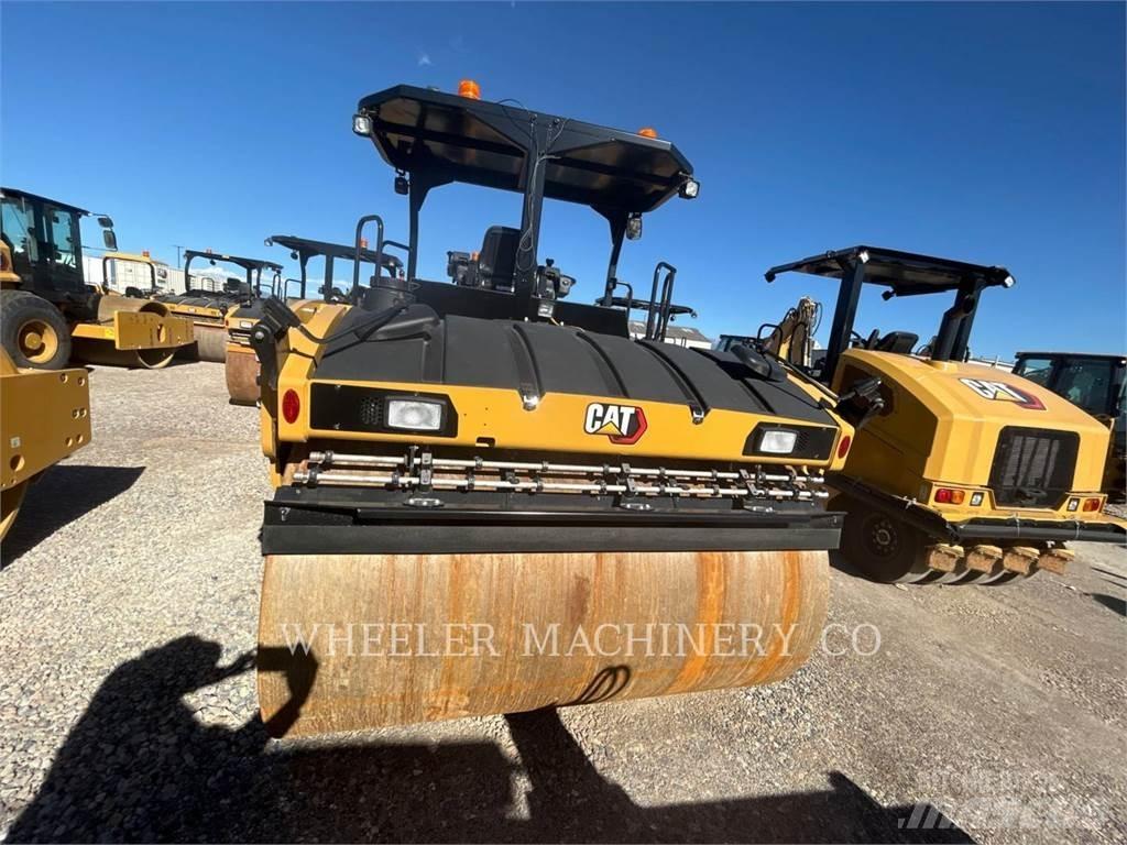 CAT CB15 CW VV Tandemwalzen