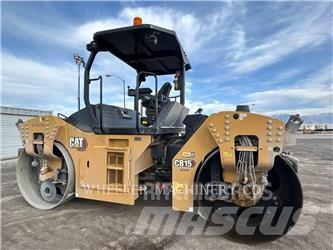 CAT CB15 CW VV Tandemwalzen